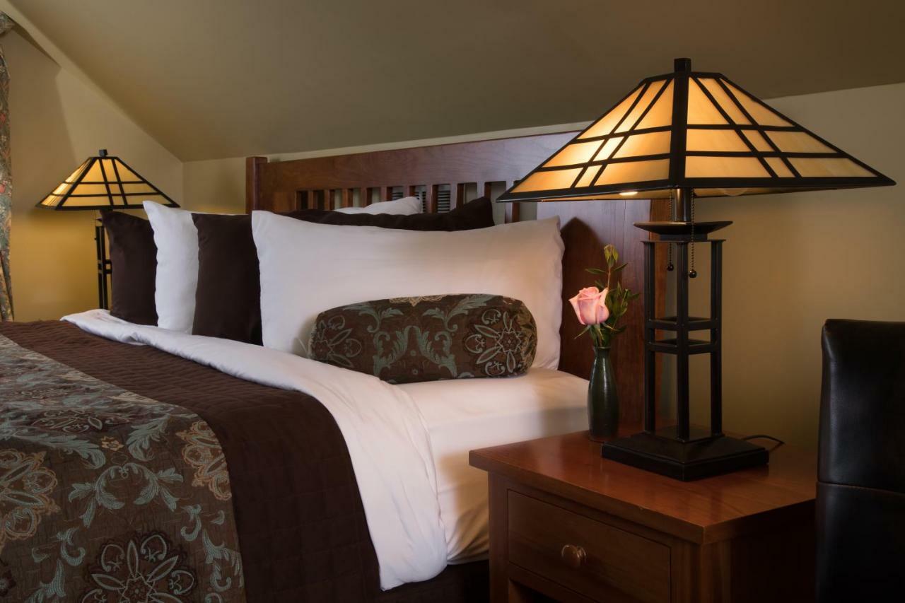King Suite with Spa Bath